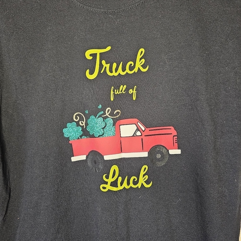 Gildan Truck Full of Luck Graphic Tee Size Medium - Picture 2 of 6